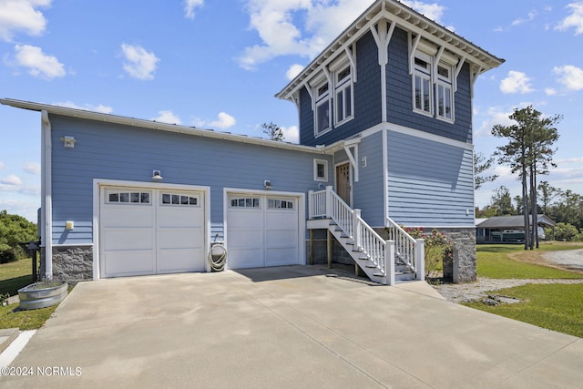 view of front of home featuring a garage