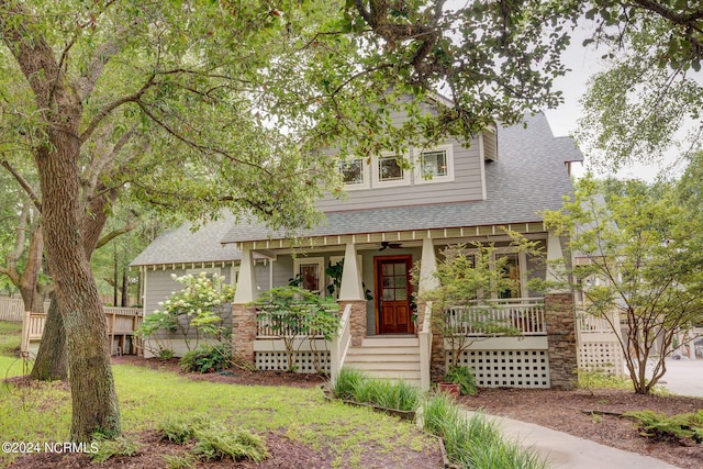 craftsman-style home with a porch