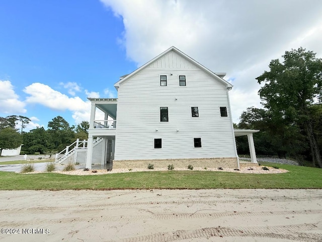 view of property exterior