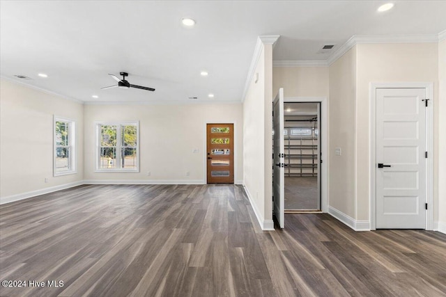 entryway featuring dark wood-style floors, recessed lighting, and baseboards