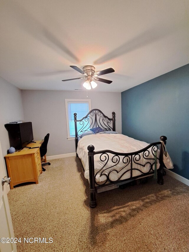 bedroom with carpet floors and ceiling fan