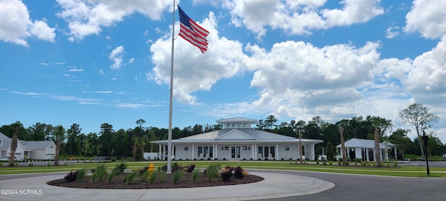 view of building exterior