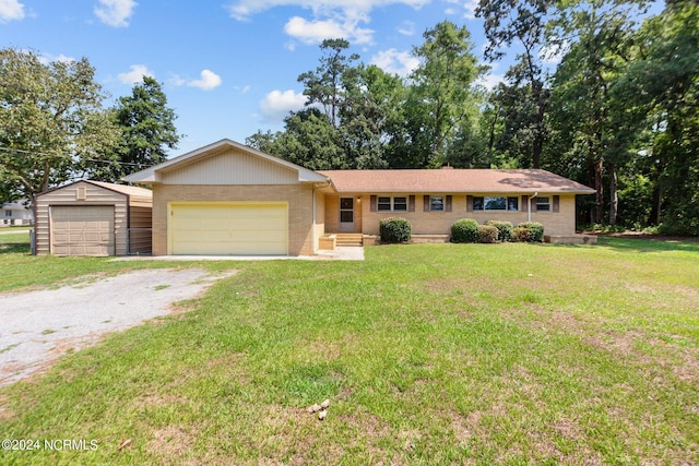 ranch-style house with a front yard