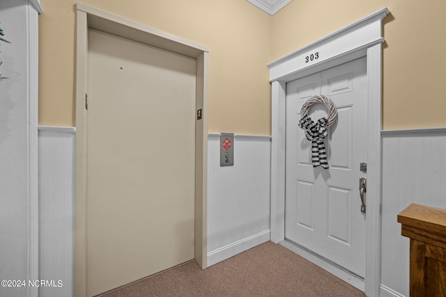 doorway to property with elevator