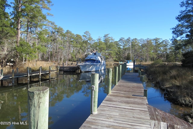 Listing photo 2 for 6013 Harbour Way Unit 7, Oriental NC 28571