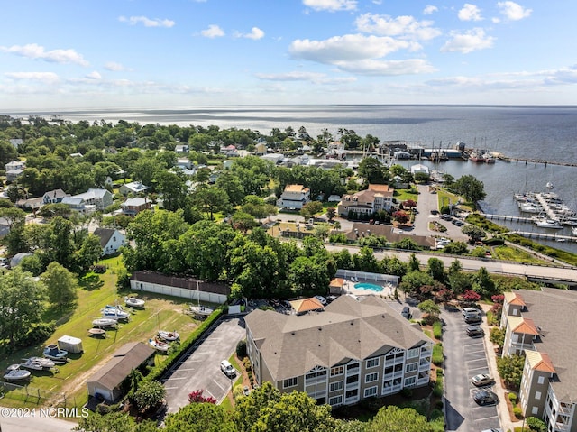 bird's eye view featuring a water view