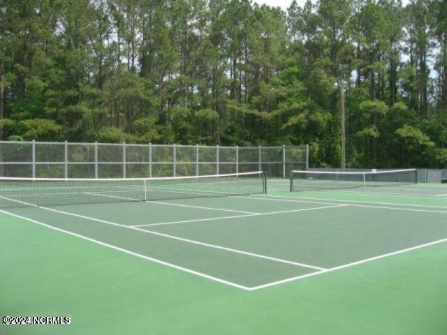 204 W Lake View Ln, Washington, NC 27889