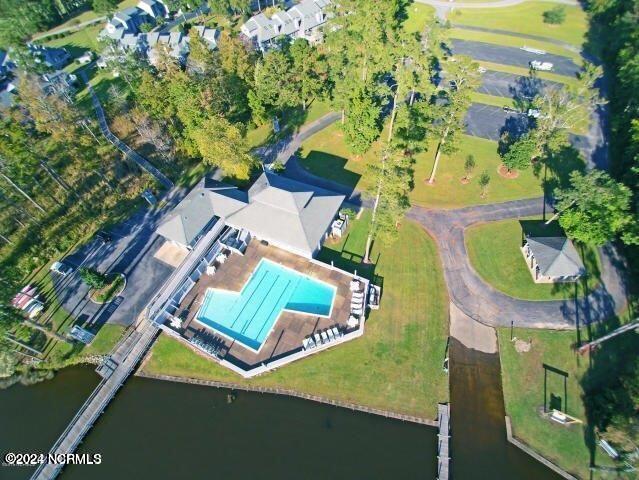 204 W Lake View Ln, Washington, NC 27889