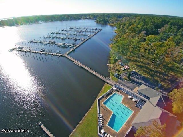 204 W Lake View Ln, Washington, NC 27889