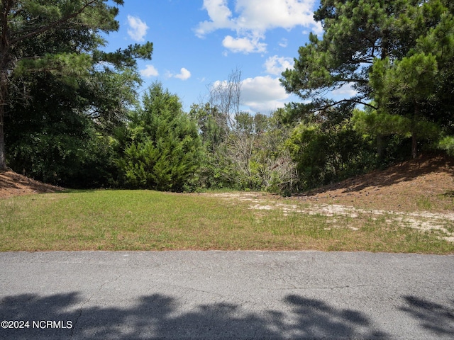 Listing photo 2 for 302 Governor Safford Ln Unit 9, Emerald Isle NC 28594