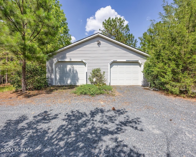 view of detached garage