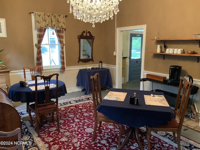 dining room with an inviting chandelier