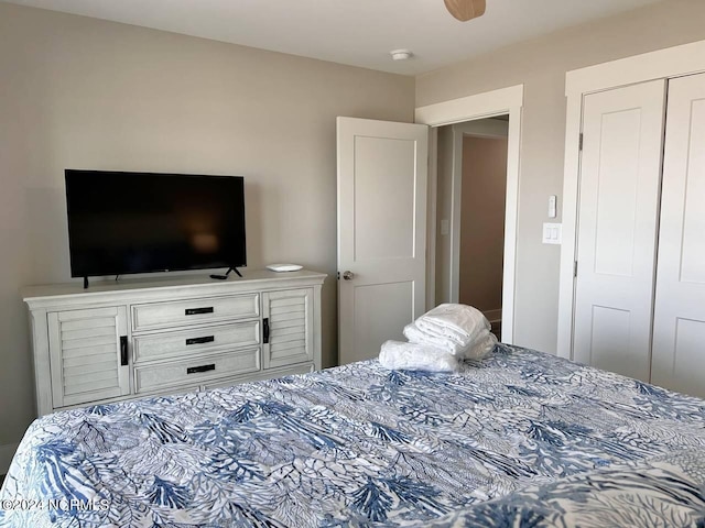 bedroom with a closet