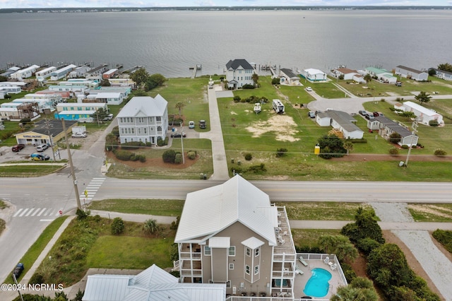 bird's eye view featuring a water view