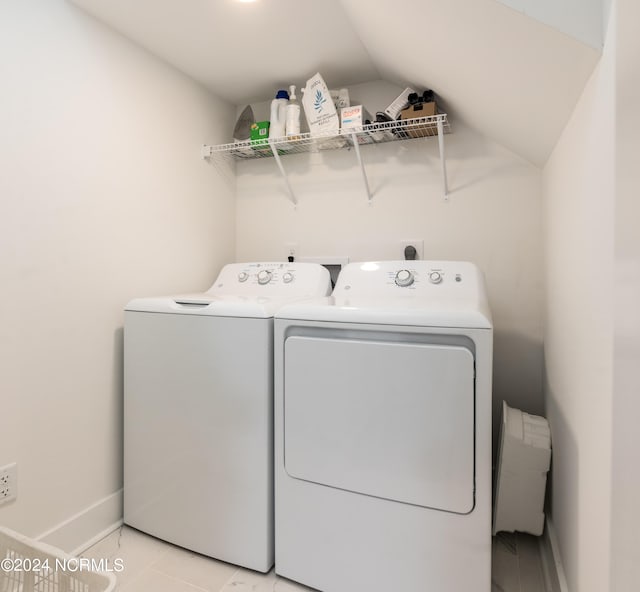 laundry room with independent washer and dryer