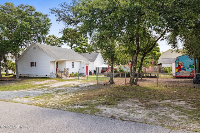 view of front of property