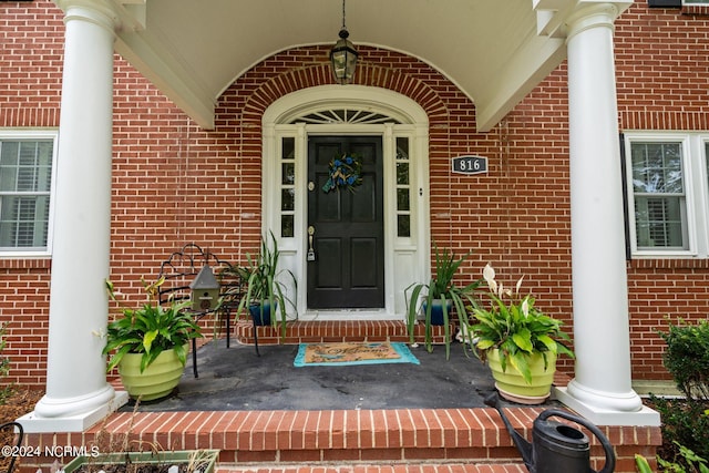 view of property entrance