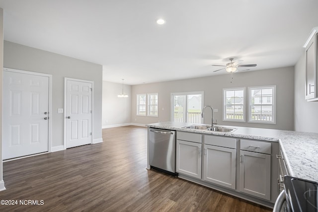 kitchen with ceiling fan, sink, dishwasher, dark hardwood / wood-style floors, and gray cabinetry