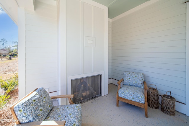 3772 Barnesmore Dr, Castle Hayne, NC 28429 - living area with concrete floors