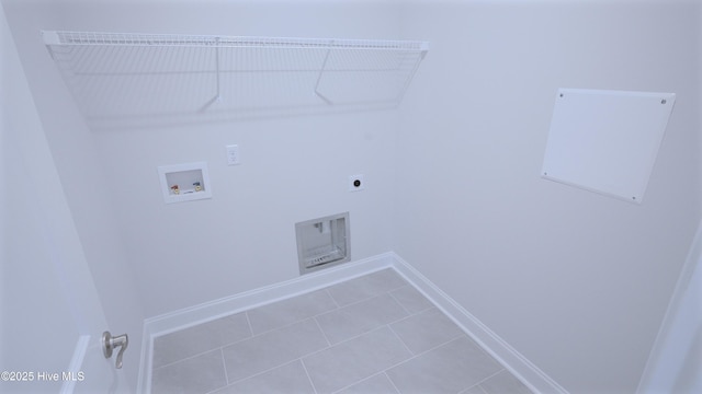1254 Palatka Pl SE, Bolivia, NC 28422 - laundry room with electric dryer hookup, hookup for a washing machine, baseboards, and tile patterned floors