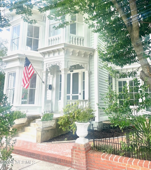 view of entrance to property