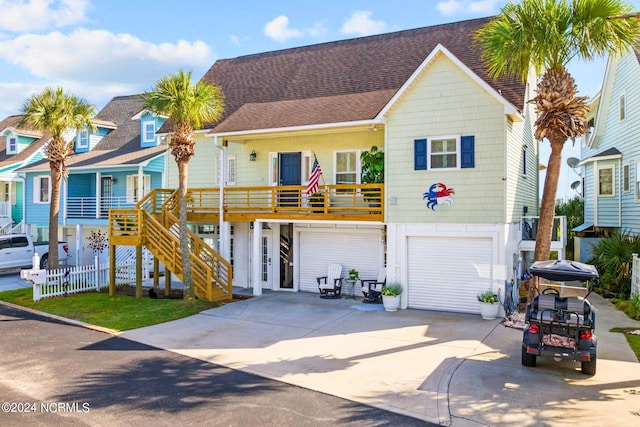 view of front facade with a garage