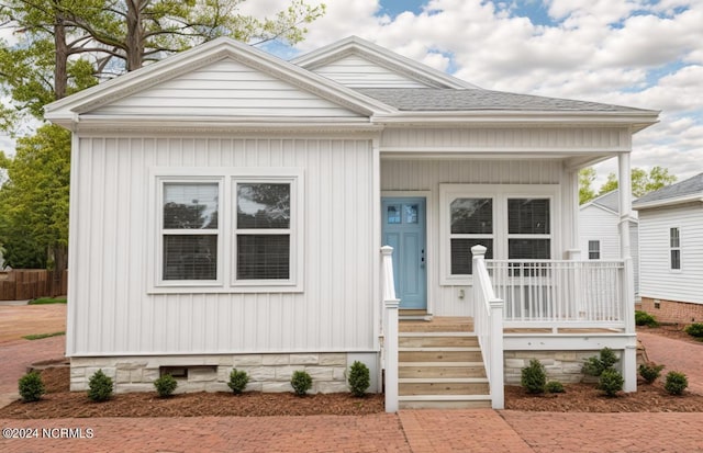 view of front of house with a porch