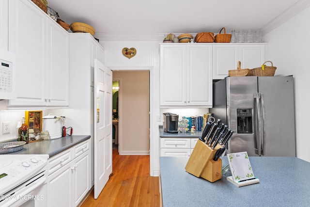 kitchen featuring crown molding, white cabinetry, stainless steel refrigerator with ice dispenser, white electric stove, and light wood-type flooring