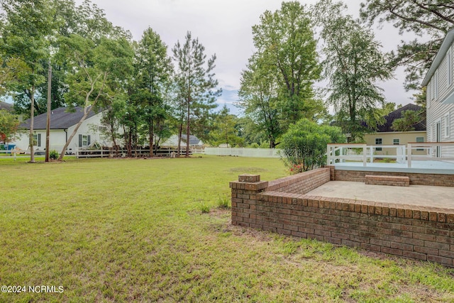 view of yard with a patio area