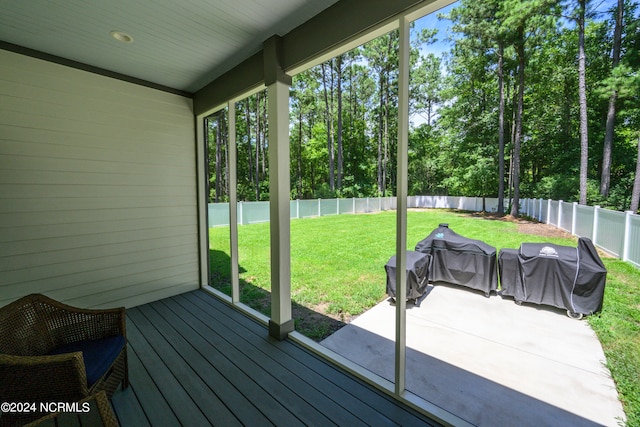 sunroom featuring a healthy amount of sunlight