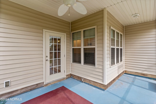 view of patio / terrace with ceiling fan