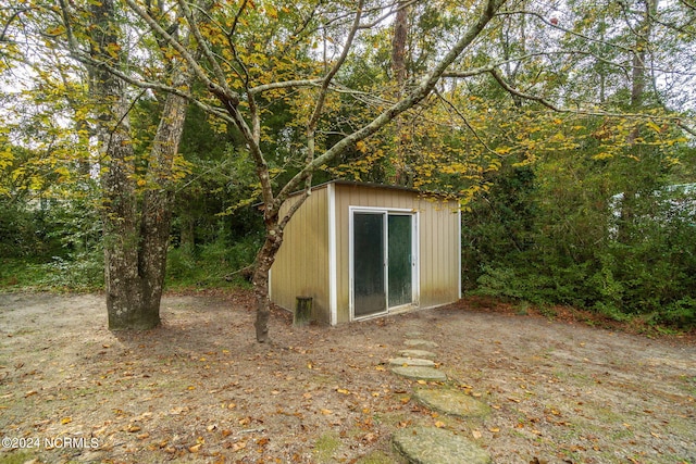 view of outbuilding