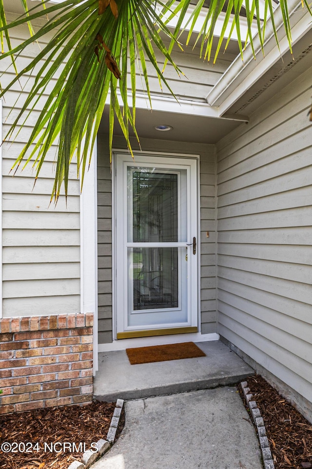 view of property entrance