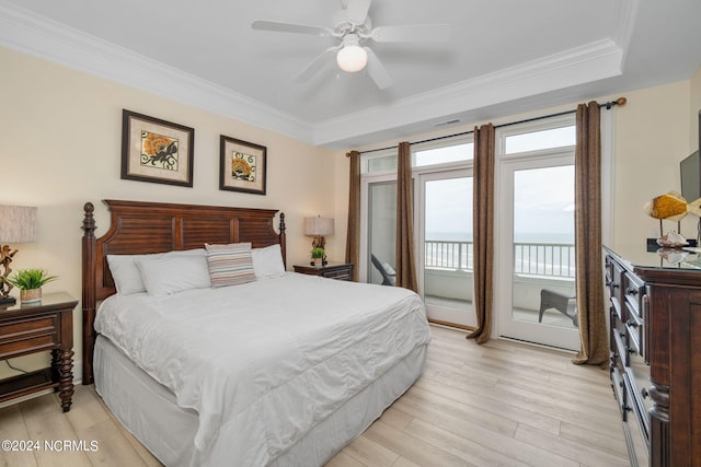 bedroom featuring crown molding, access to outside, ceiling fan, and light hardwood / wood-style floors