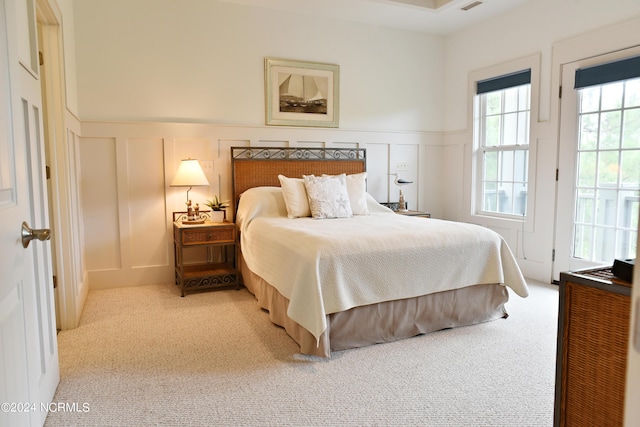 bedroom with carpet flooring