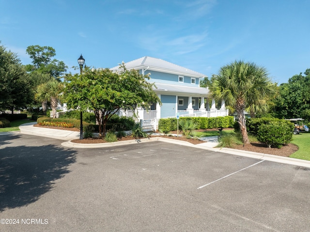 view of front of house