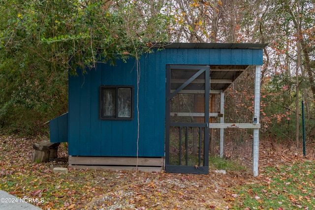 view of outbuilding