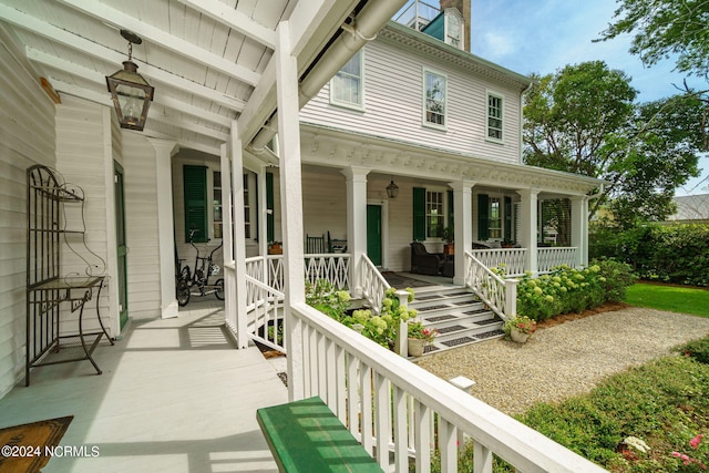 view of front of property with a porch