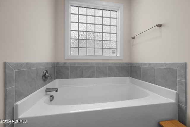 bathroom featuring a bathing tub