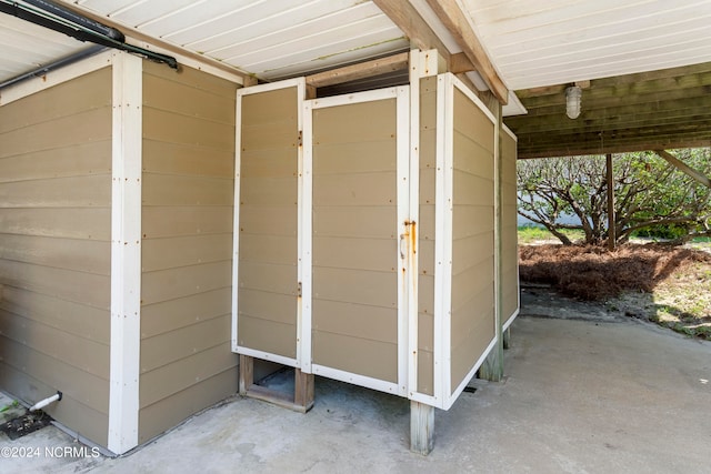 view of outbuilding