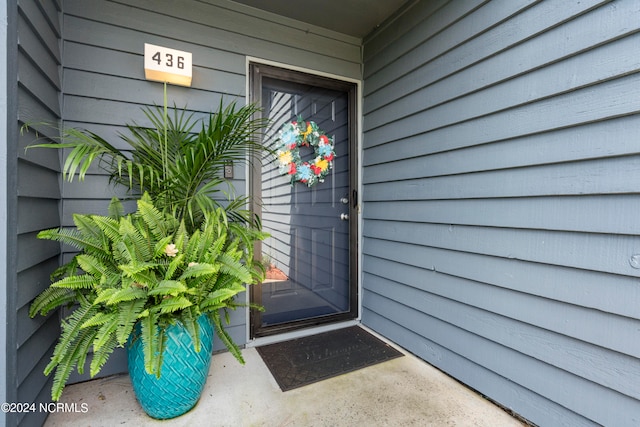 view of property entrance