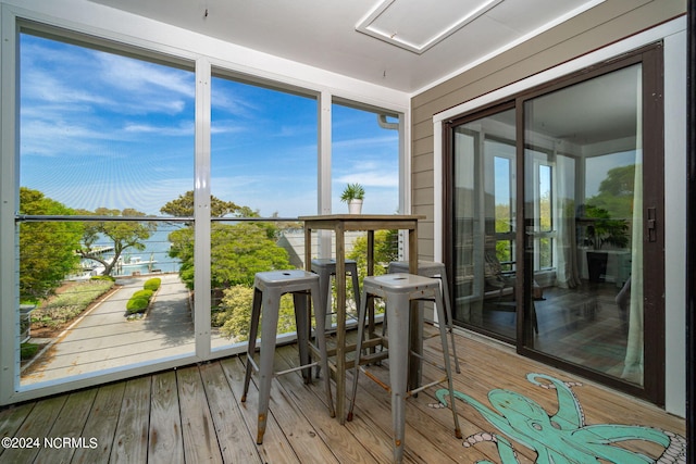 view of sunroom / solarium