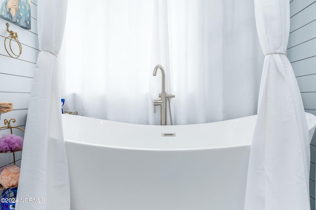 511 N A St, Bridgeton, NC 28519 - full bathroom with a soaking tub