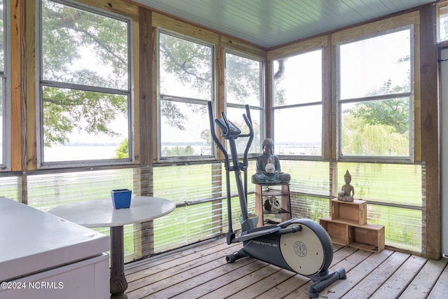 511 N A St, Bridgeton, NC 28519 - sunroom / solarium featuring healthy amount of natural light and hardwood / wood-style floors