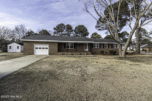 single story home featuring a garage and a front lawn