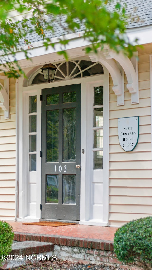 view of doorway to property