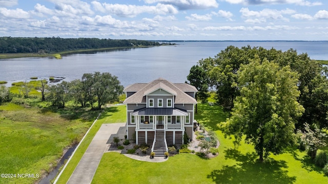 bird's eye view featuring a water view