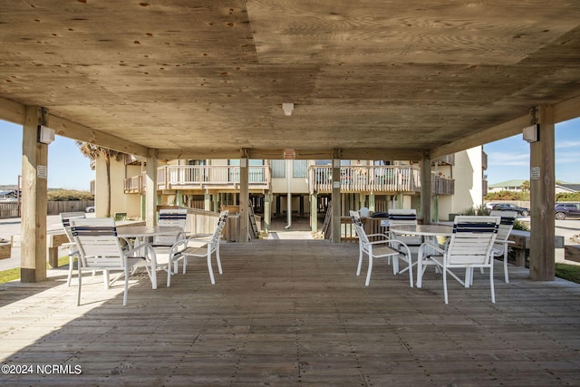 deck featuring outdoor dining area