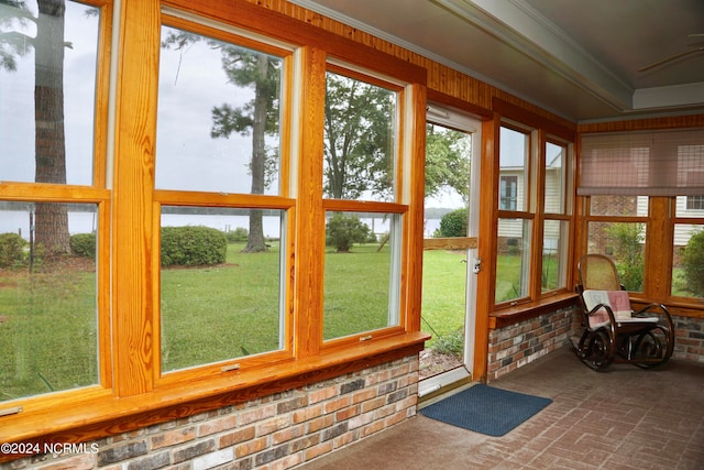 sunroom / solarium with a healthy amount of sunlight