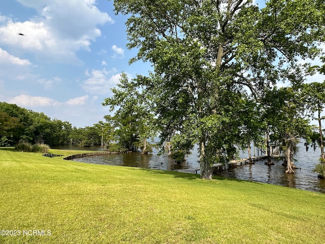 Listing photo 3 for 450 Batchelor Bay Dr Unit 14, Windsor NC 27983